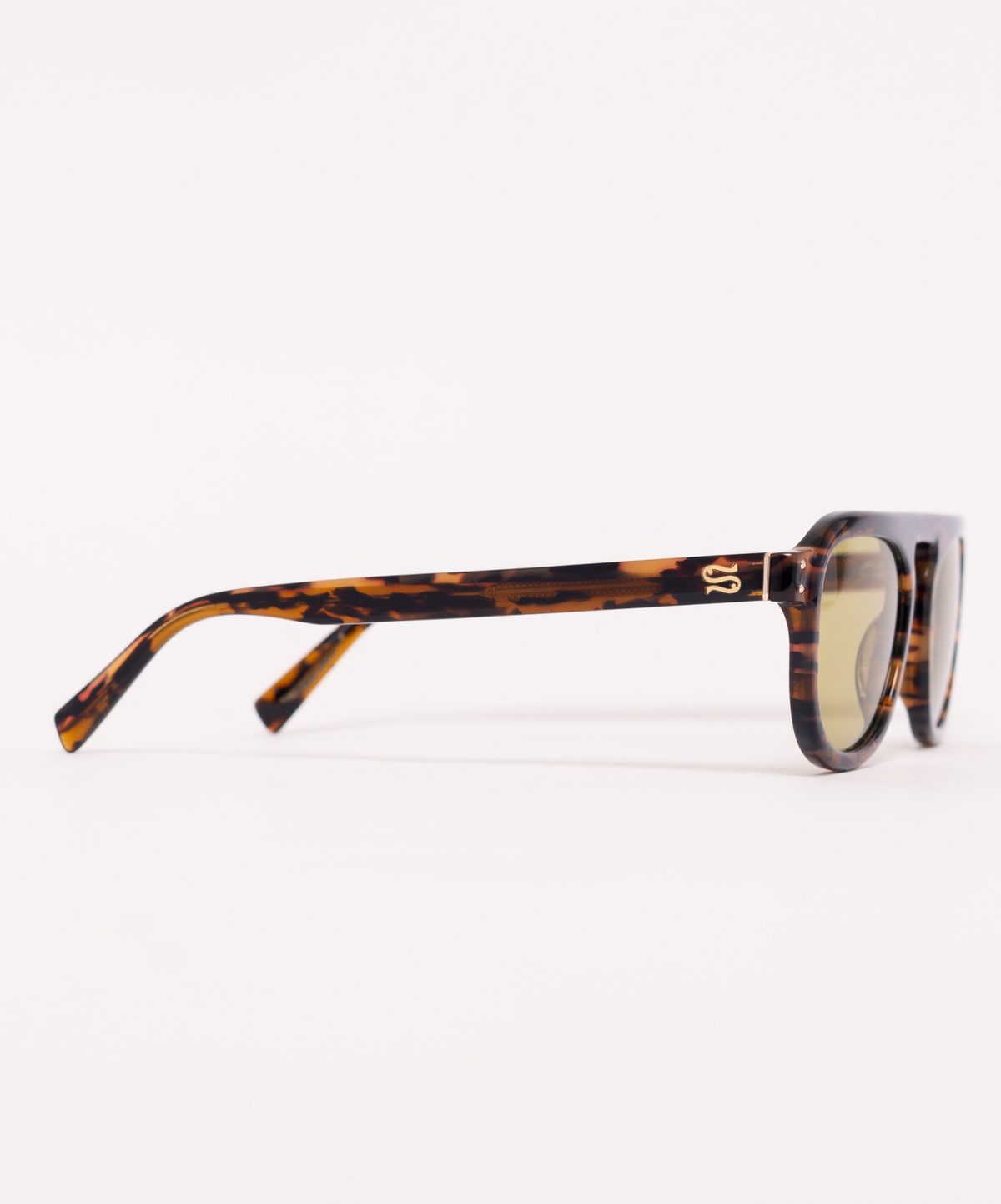 Sunglasses: SARDINE Stevie Lime Light