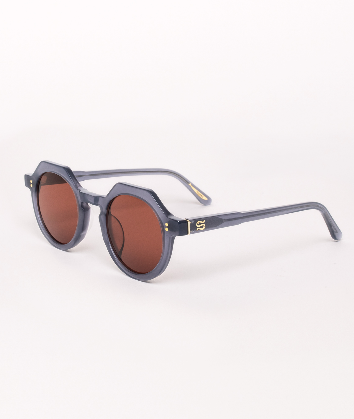 Sunglasses: SARDINE Georgie