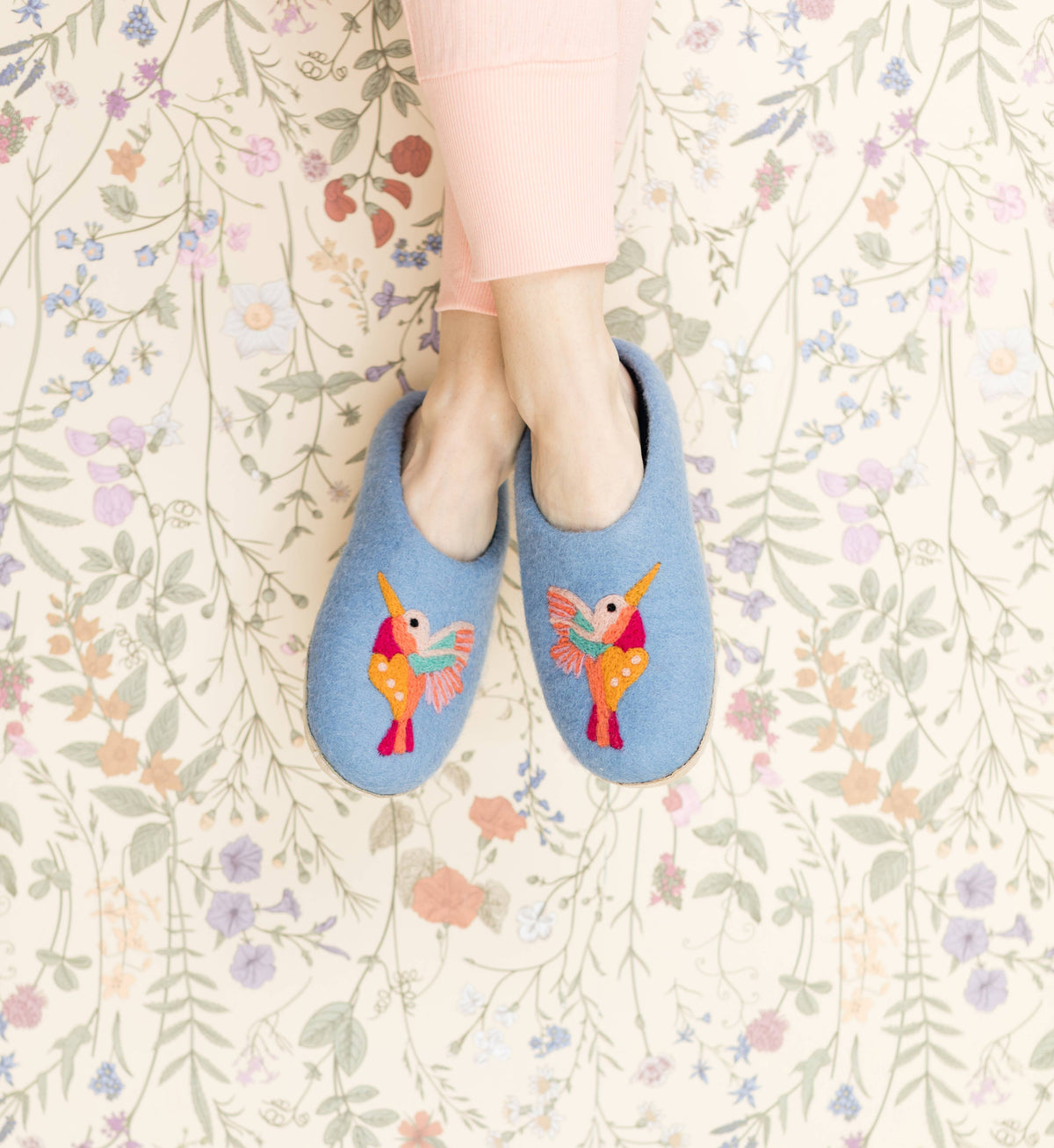 Slippers: Hummingbird