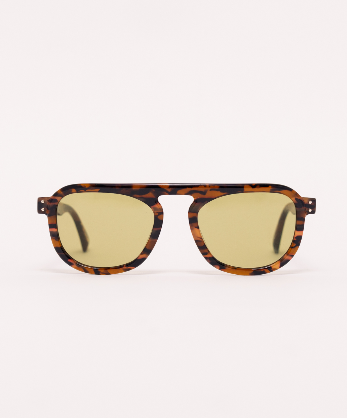 Sunglasses: SARDINE Stevie Lime Light